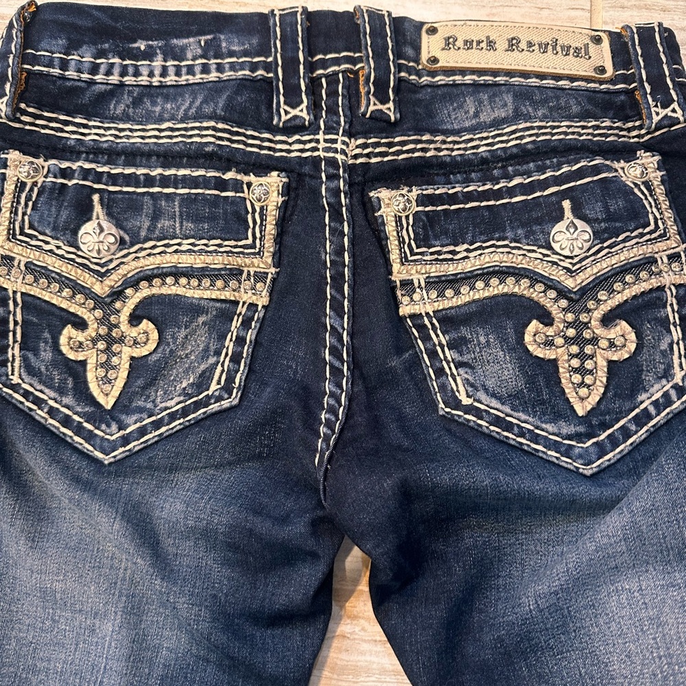 Women’s Rock Revival Straight Leg Jeans
Size 29x31
